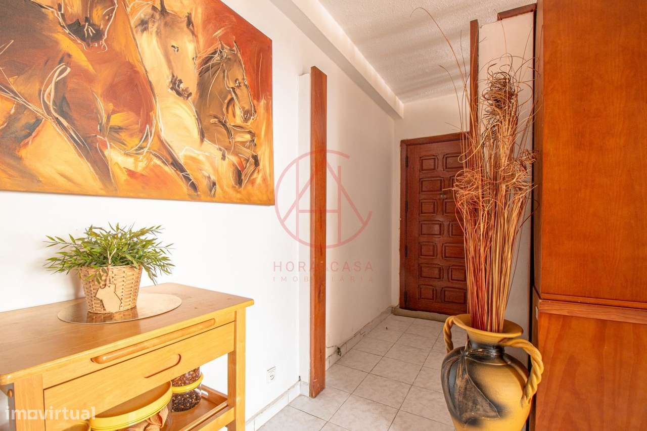 APARTAMENTO T3 1º andar c/ elevador - Sto Antonio da Charneca-14