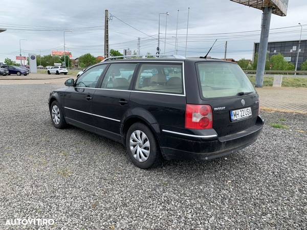 Volkswagen Passat Variant 2.0 TDI DPF Highline - 4