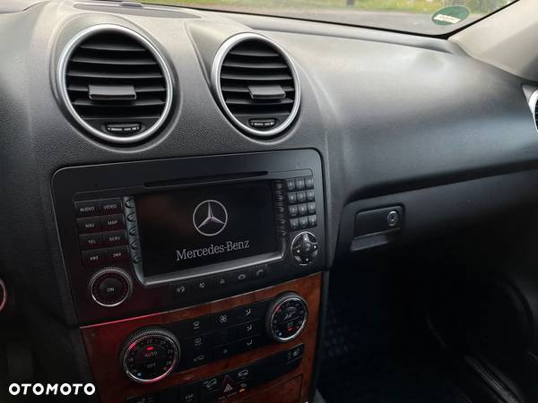 Mercedes-Benz ML 500 4-Matic - 18