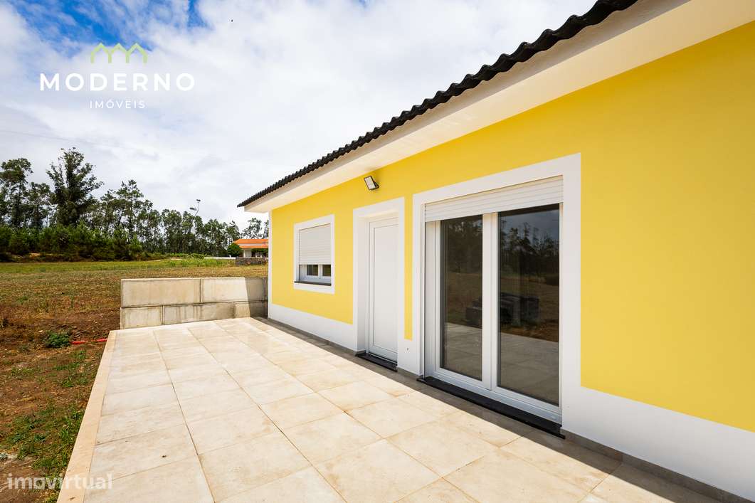 Moradia T3 com Garagem e Terreno – Antões, Louriçal-23