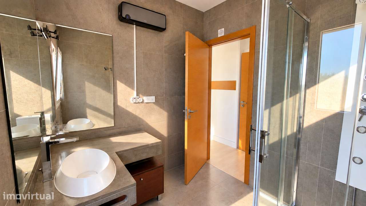 Apartamento T2 vista Tejo com garagem, Vila Franca de Xira-21