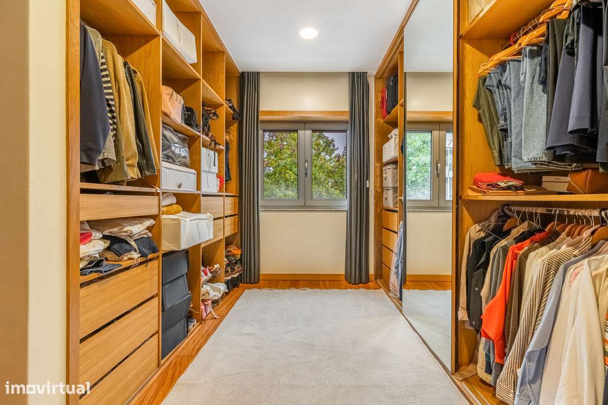 Moradia T3 + escritório à venda em Fraião - Braga-34