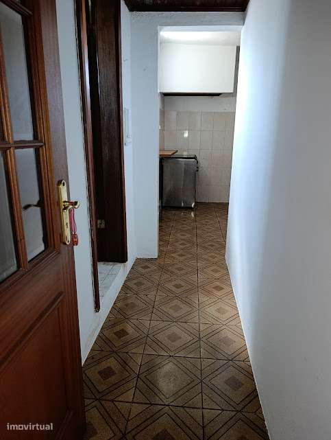 Moradia T4 p/remodelar, Póvoa, Figueira de Lorvão, a 20 km de Coimbra-22