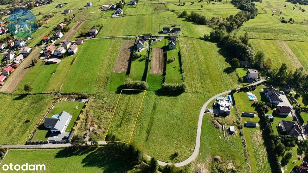 Budowlana działka tuż pod miastem Żywiec-1