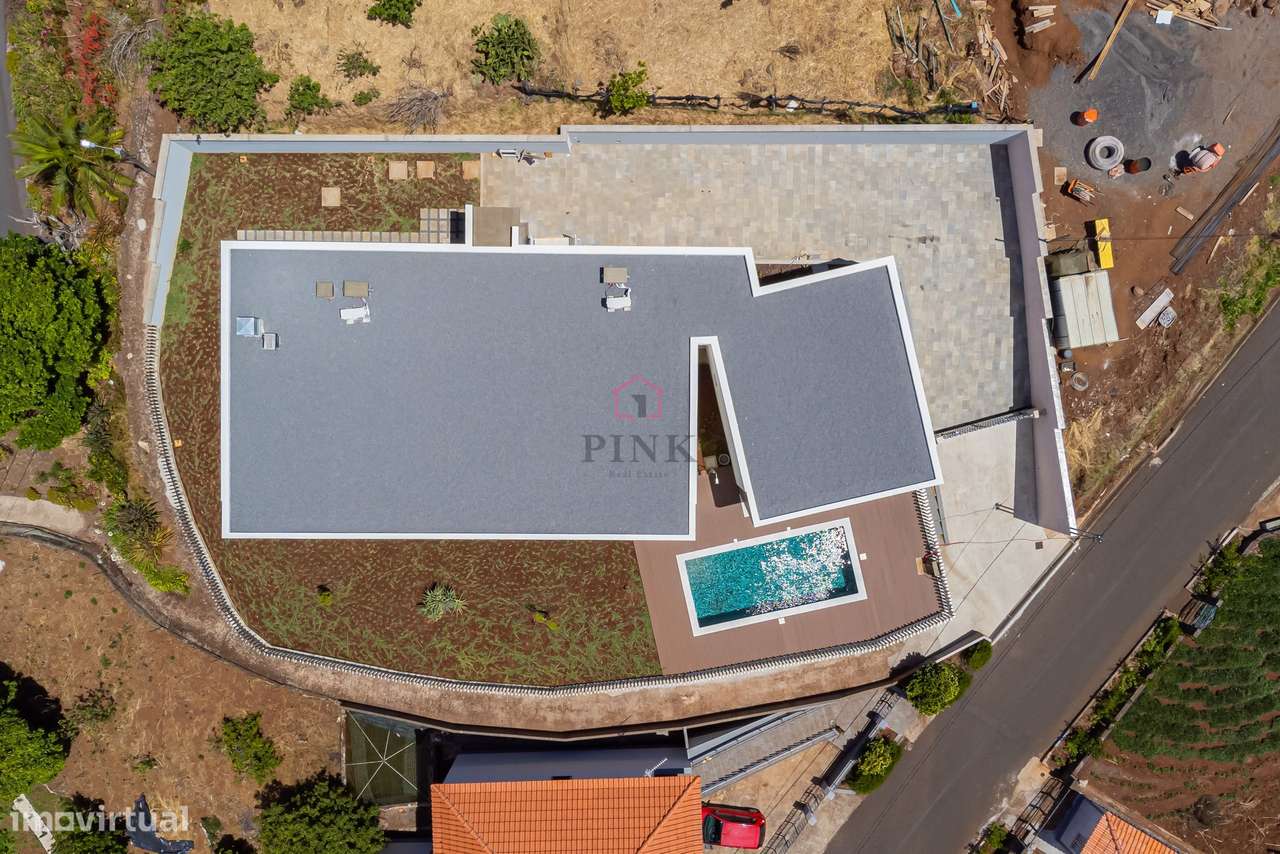 Moradia Moderna com Piscina - T3 na Ponta do Pargo, Calheta-7