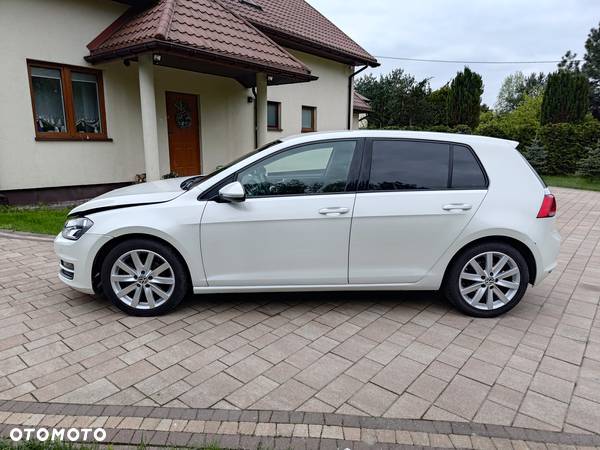 Volkswagen Golf - 4