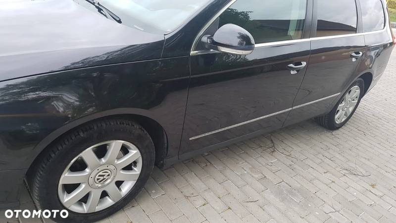 Volkswagen Passat 1.9 TDI Comfortline - 2