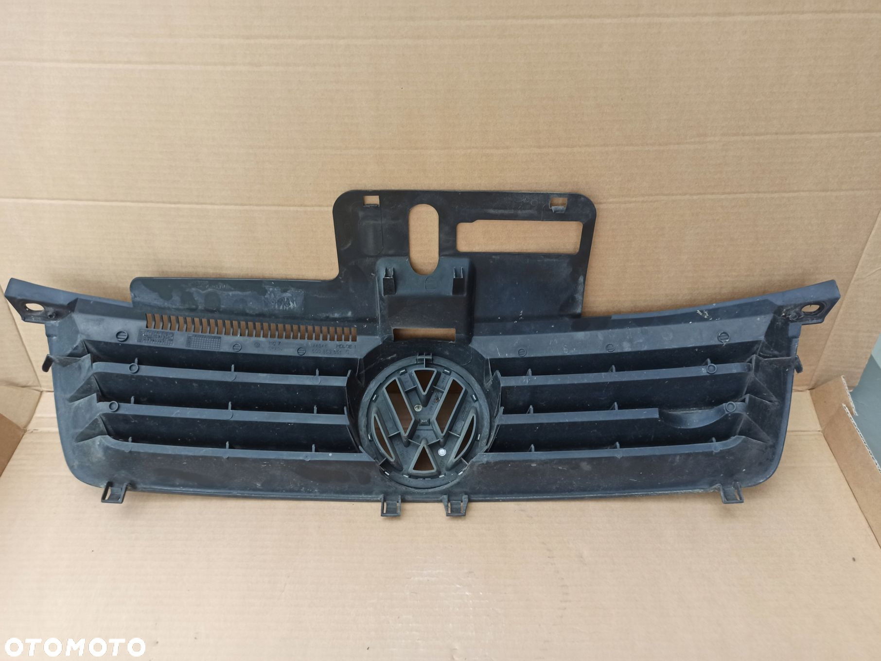 Grill atrapa chłodnicy VW POLO IV 9N ORYGINAŁ - 6