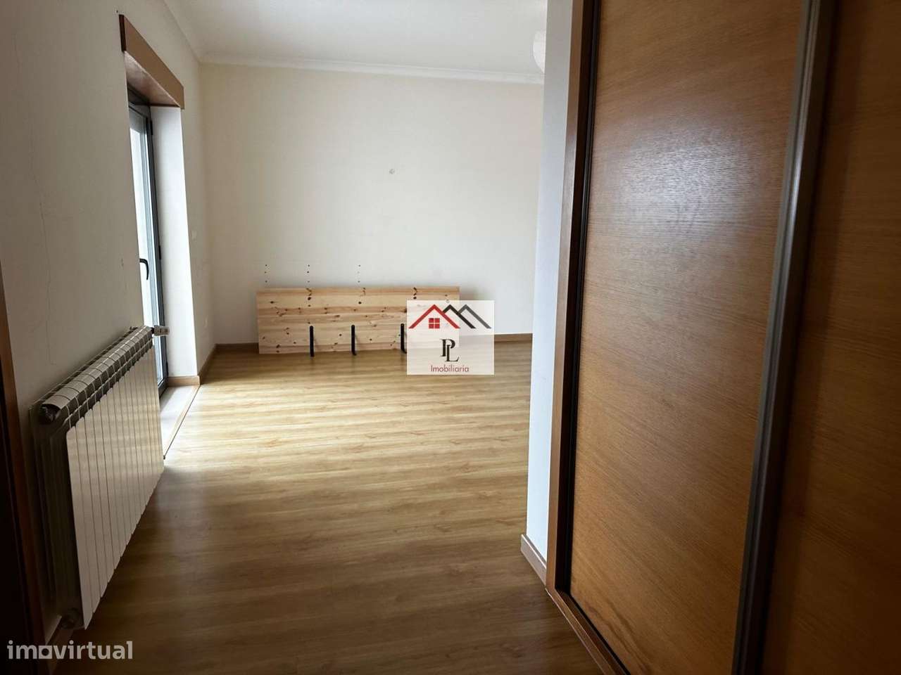 Moradia  T4 isolada inserida num lote de 700m2 em Penela  (V907MS)-20