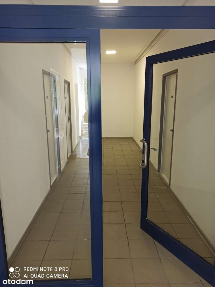 Biurowiec w Gołonogu. - Pełny obrazek: 4/4