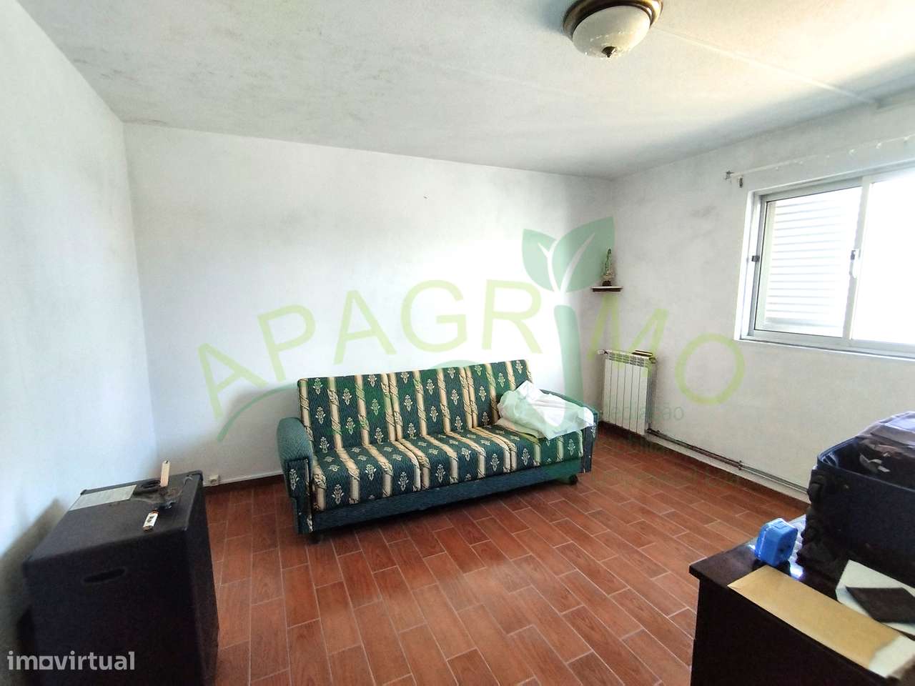 Moradia próxima do centro histórico de Penedono-19