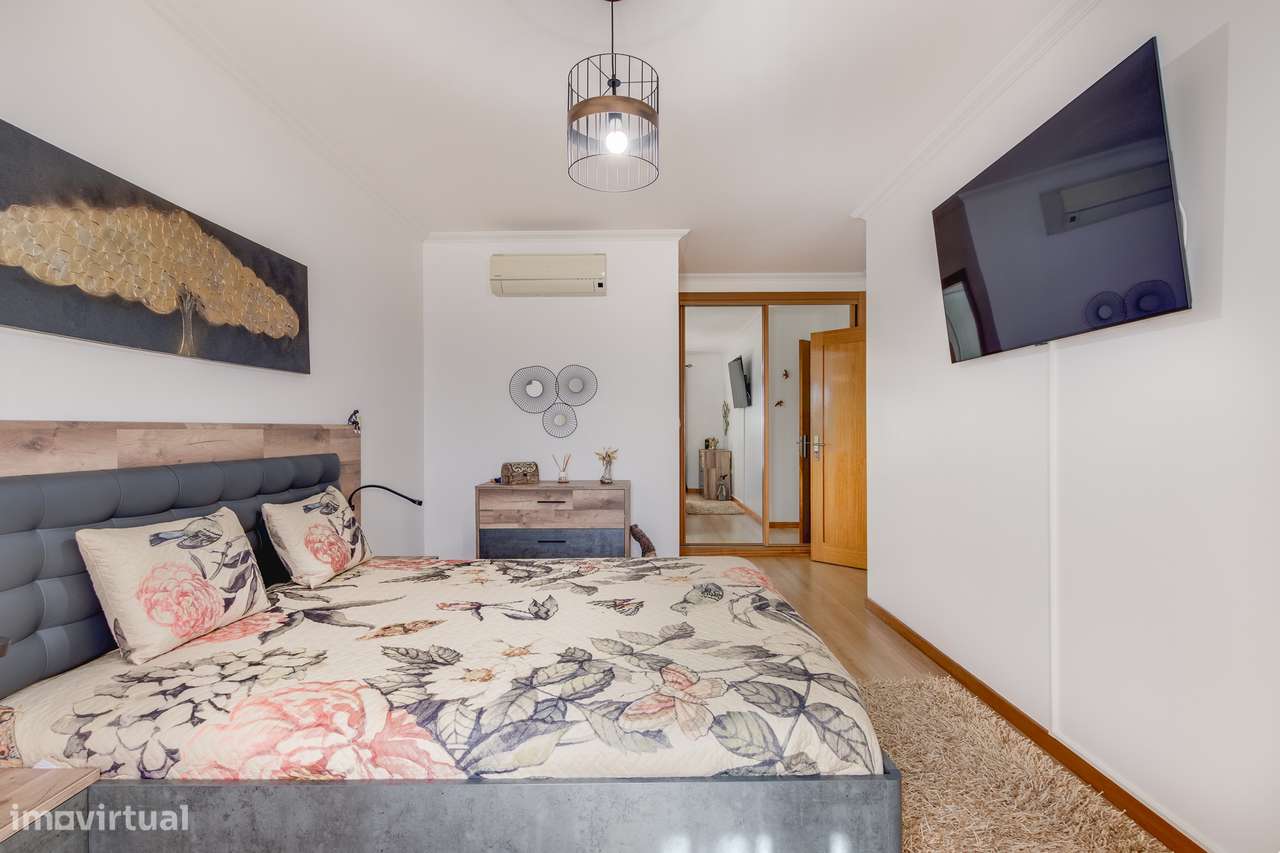 APARTAMENTO T2 | SUÍTE | LUGAR DE ESTACIONAMENTO | VIALONGA-26