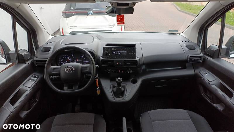 Toyota Proace City Verso 1.5 D-4D Combi - 13