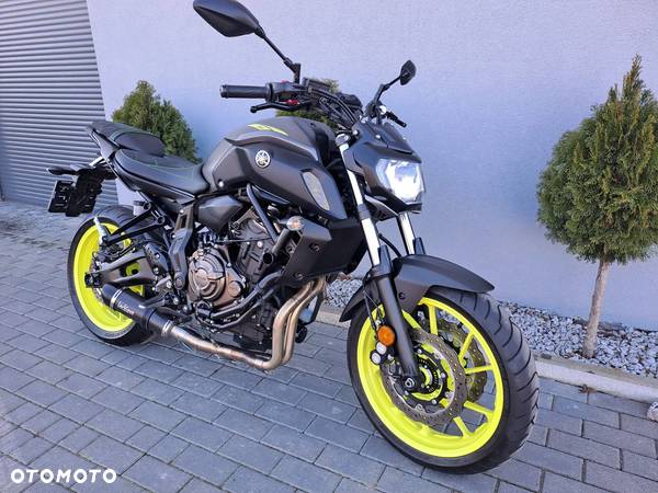 Yamaha MT - 2