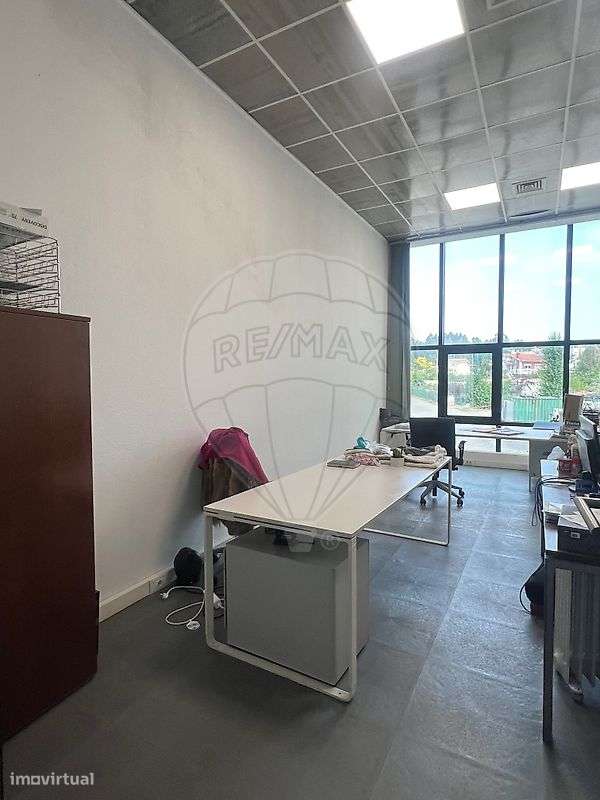 Armazém T2 para venda-5