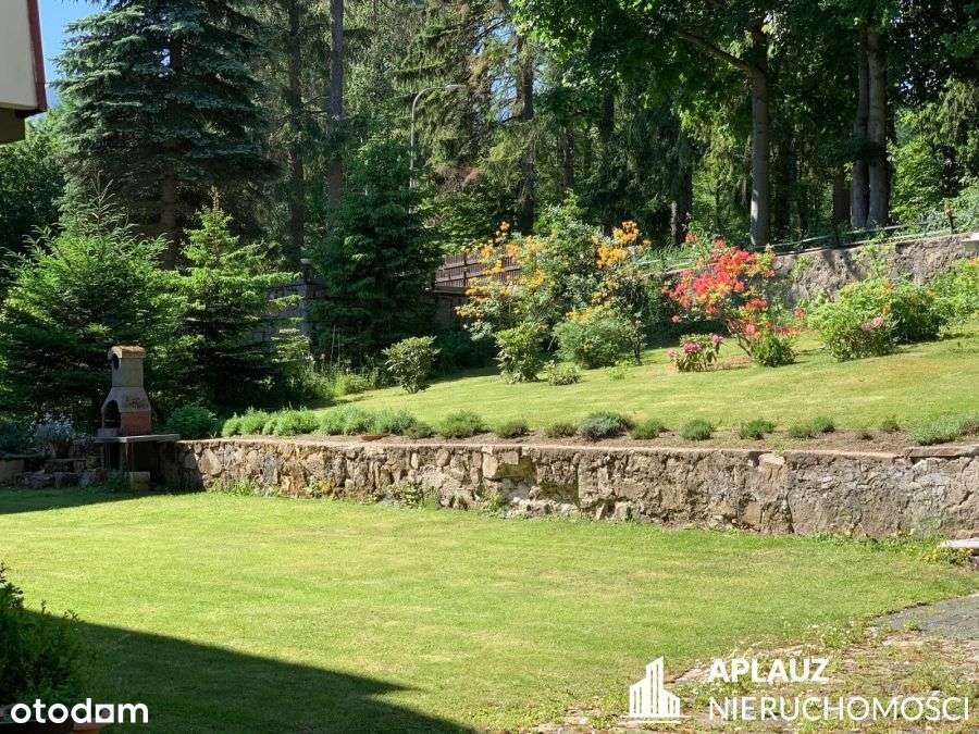 Dom z pokojami na wynajem w super lokalizacji, Kar-3