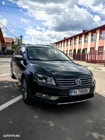 Volkswagen Passat Alltrack 2.0 TDI 4Motion DSG BlueMotion Tec - 2