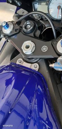 Yamaha R6 - 12