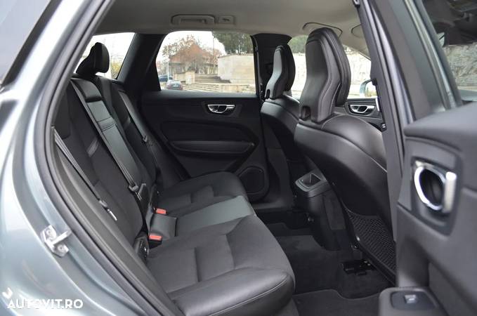 Volvo XC 60 D4 Geartronic Momentum - 10