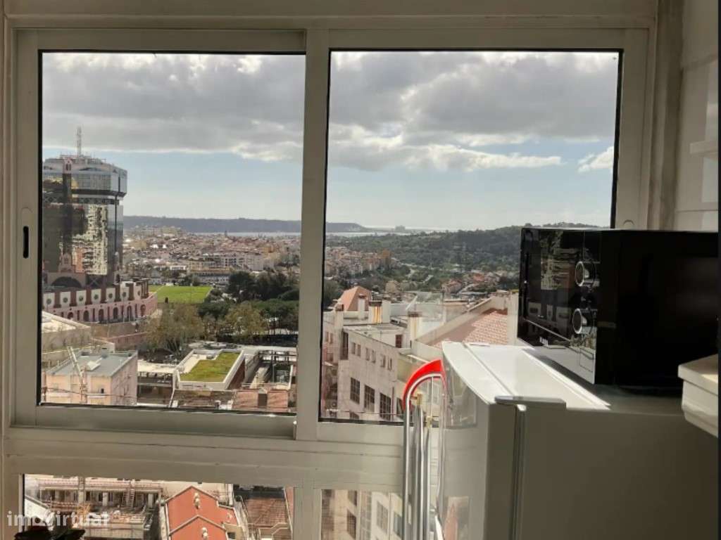 Apartamento T1, arrendamento, mobilado, junto às Amoreiras - Grande imagem: 5/20