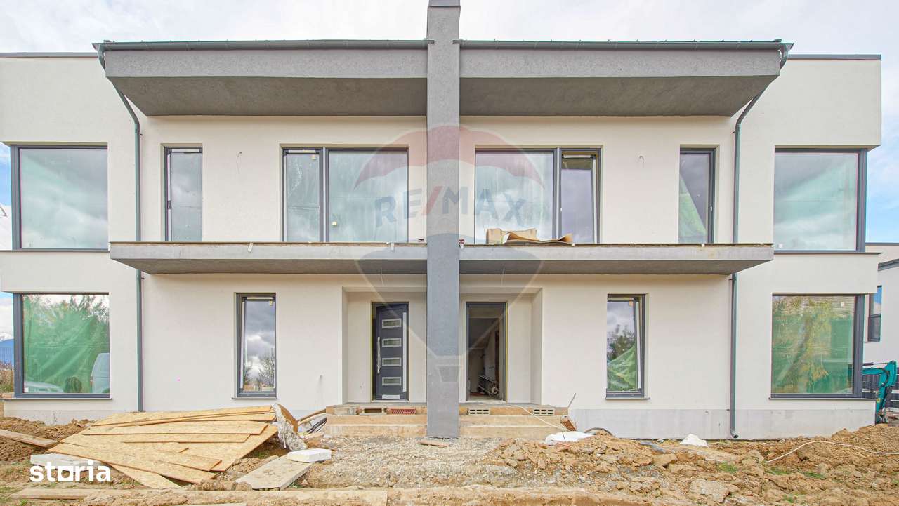 Locuiește într-un peisaj de poveste – Vilă modernă în Râșnov - Imagine principală: 5/15