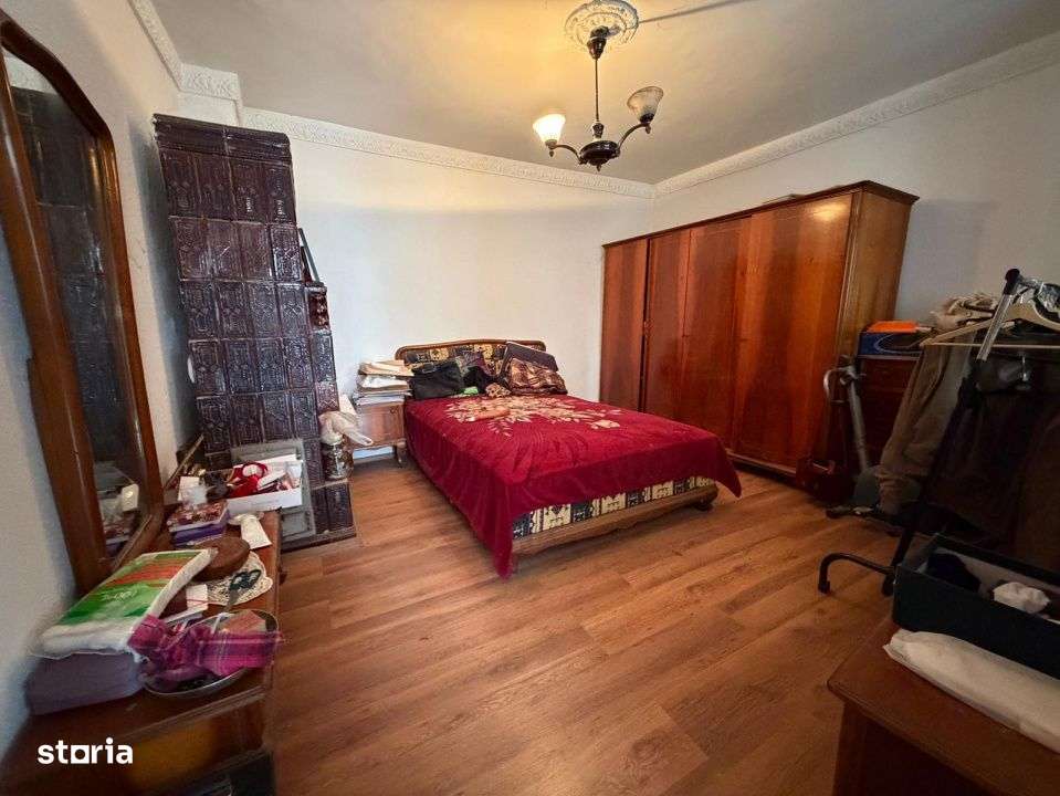 Casa 6 camere Zavoiului, Sector 5-8