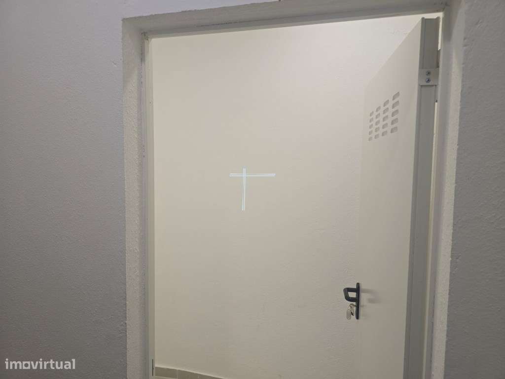 Apartamento T3, com varanda, arrecadação e parqueamento - Quinta do...-32