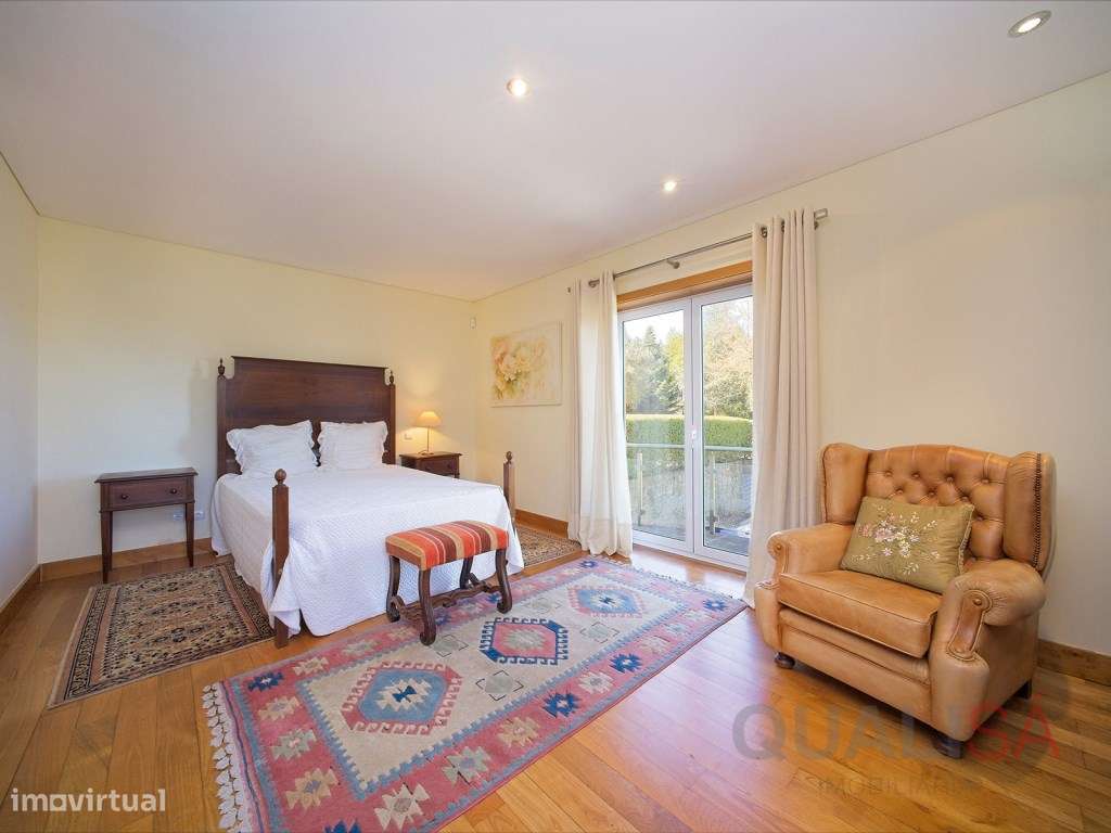 Moradia com piscina, jardim e bosque localizada na Encosta do Bom J...-10