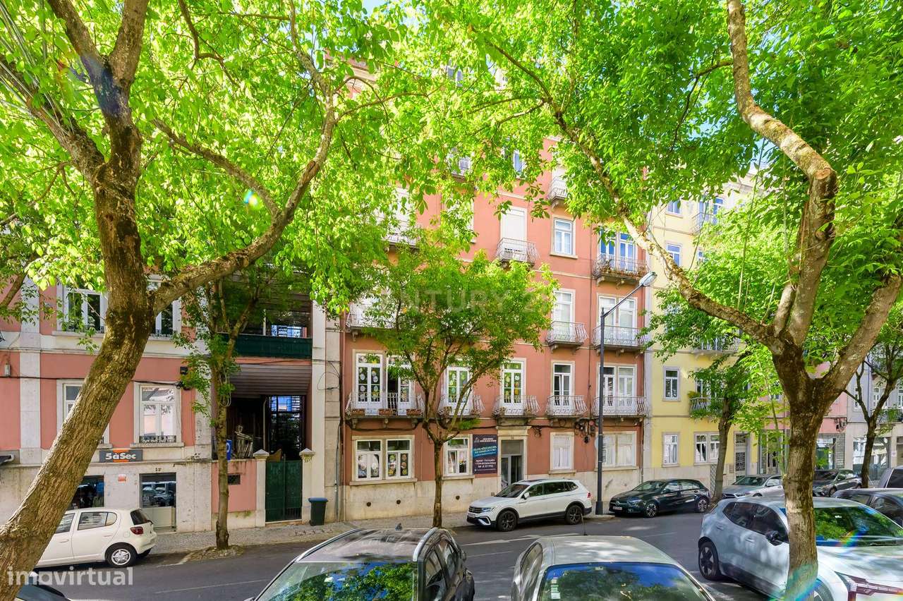 Moderno T3 Com Terraco Em Avenidas Novas Lisboa