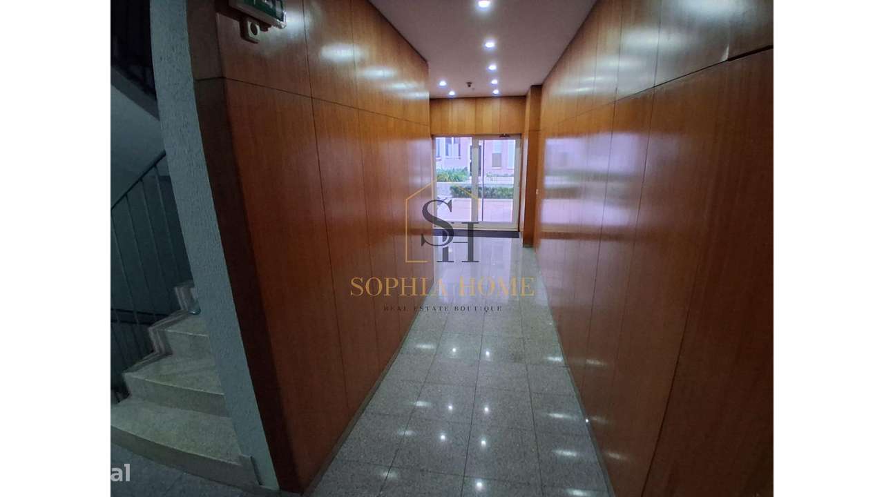 T2 Renovado em Baguim do Monte-32