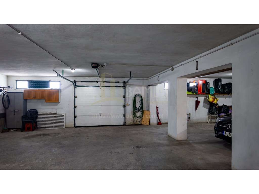 Vila Praia de Âncora: T2 com 100m2 e ampla varanda-20