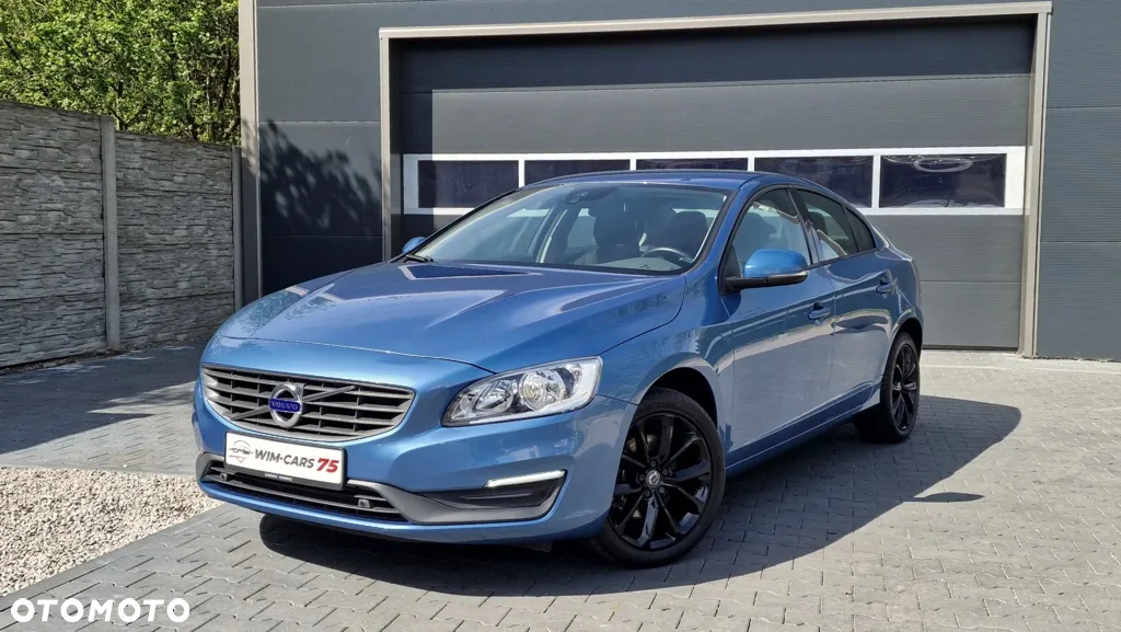 Volvo S60 D3 Momentum - 4