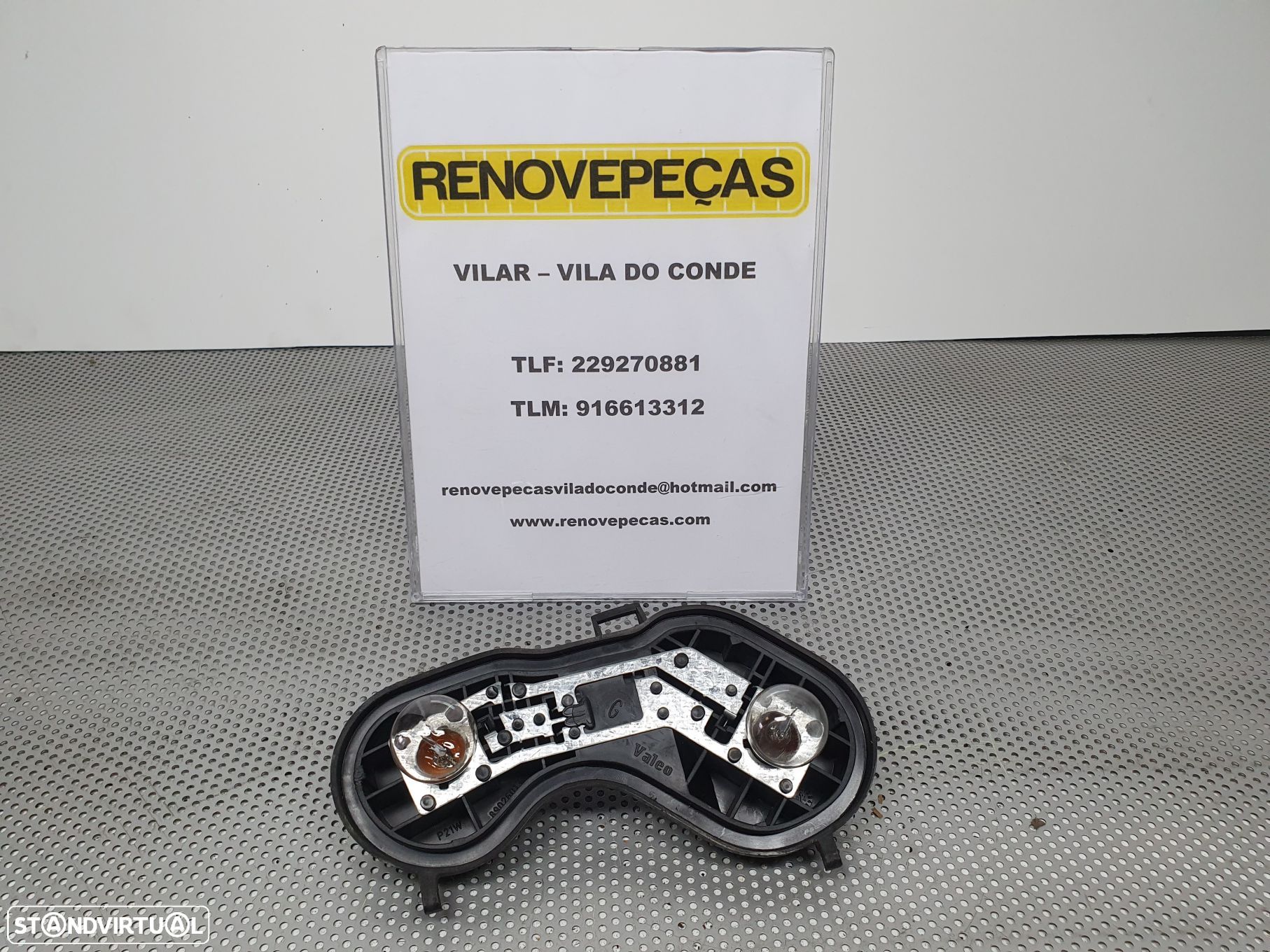 Suporte Lampadas Esq Renault Megane Ii (Bm0/1_, Cm0/1_) - 1