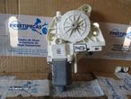 Motor Elevador Vidro 0130822217 FORD FOCUS SW 2005 FE FORD FOCUS 2 2009 1.6TDCI 90CV 5P BRANCO FE - 1