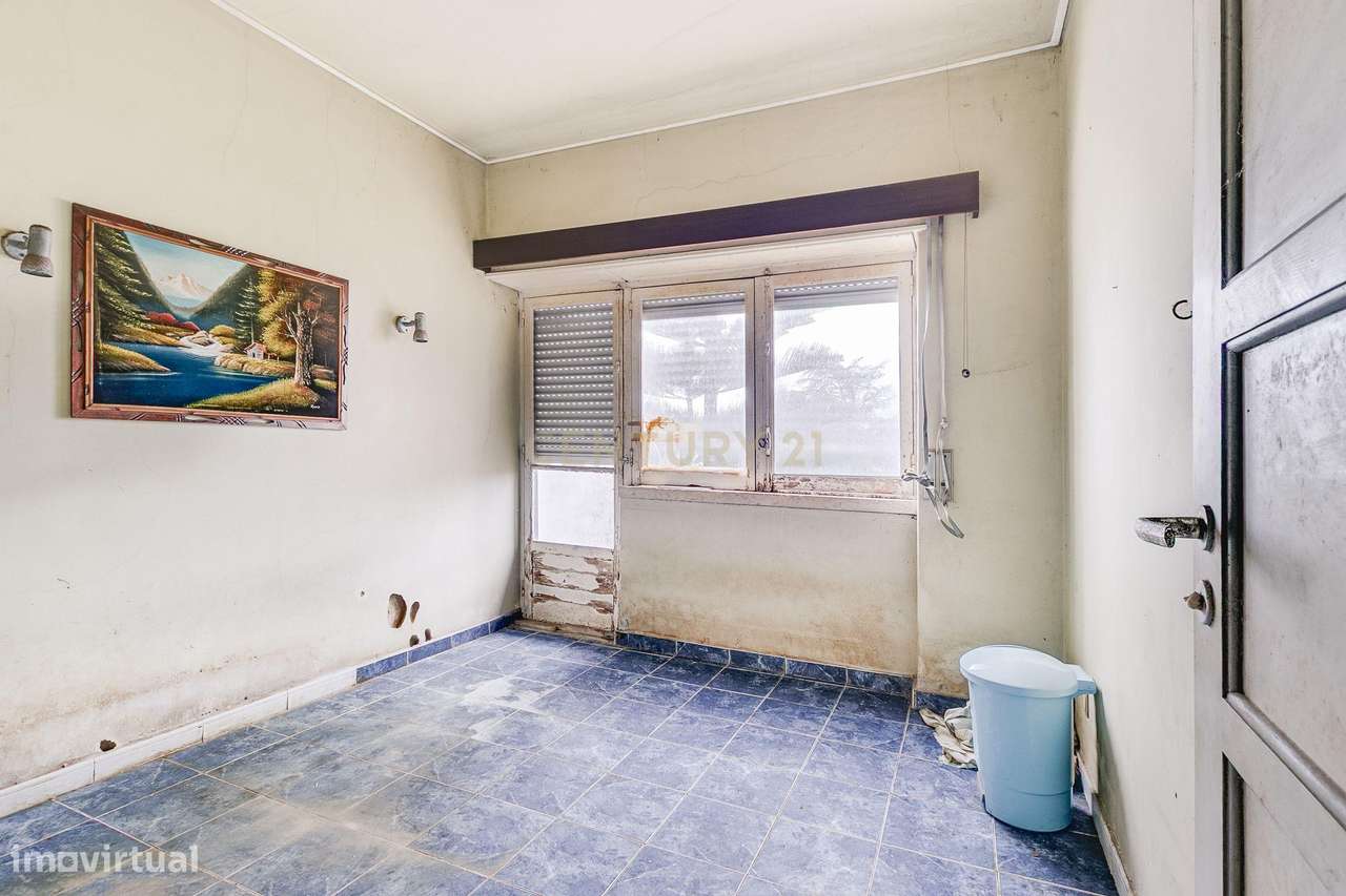 Moradia T5 em Rio de Mouro-30