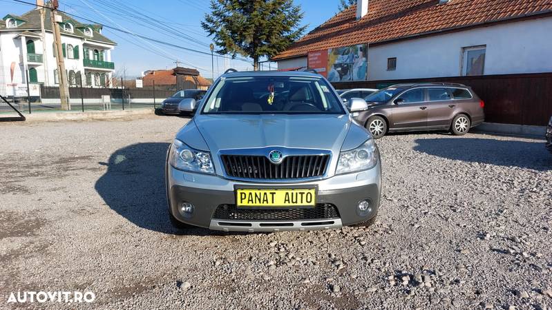 Skoda Octavia Combi 2.0 TDI DPF 4x4 Scout - 2