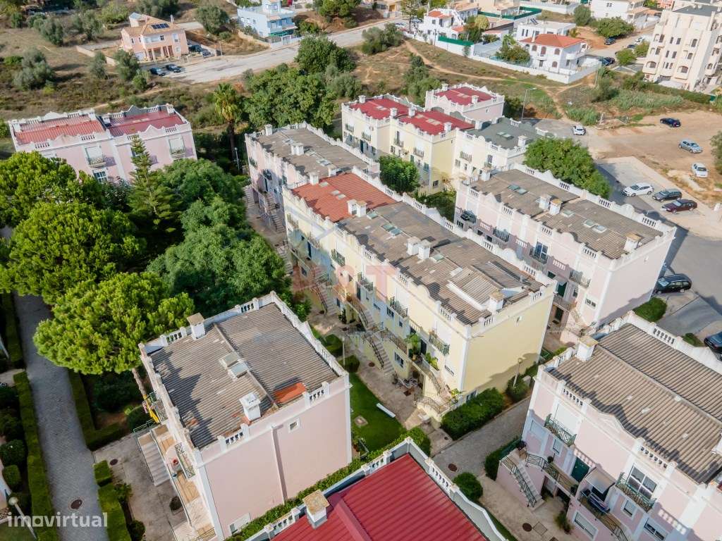 T3 renovado nos Jardins da Bemposta-39