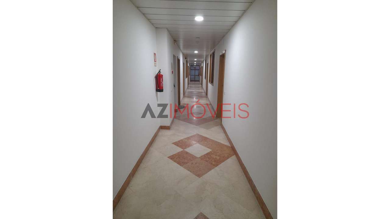 ESCRITÓRIO Á VENDA EM LEIRIA - Grande imagem: 5/14