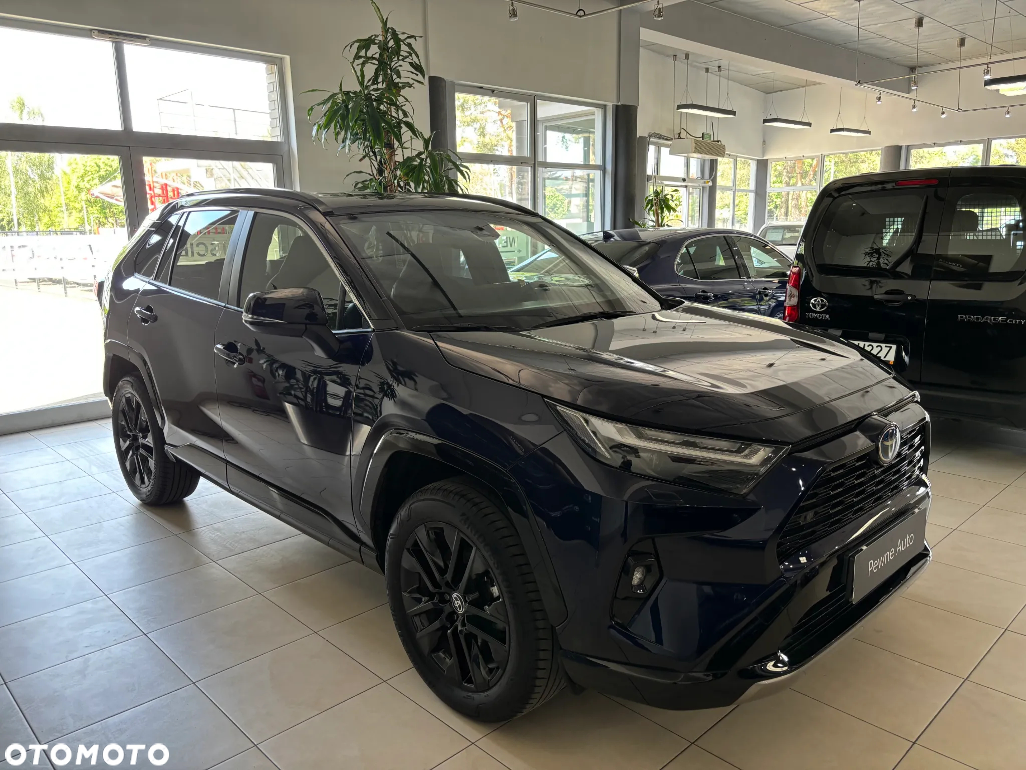 Toyota RAV4 - 2