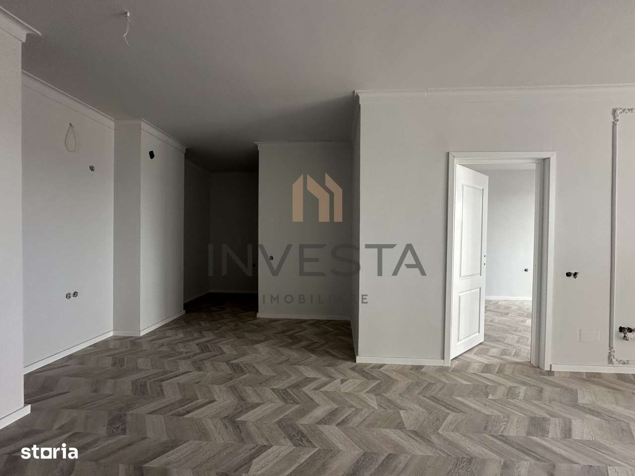 Intre Lacuri/Finisaje premium - Imagine principală: 3/8