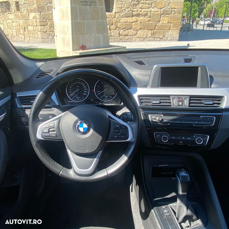 BMW X1 sDrive18d Aut. - 8