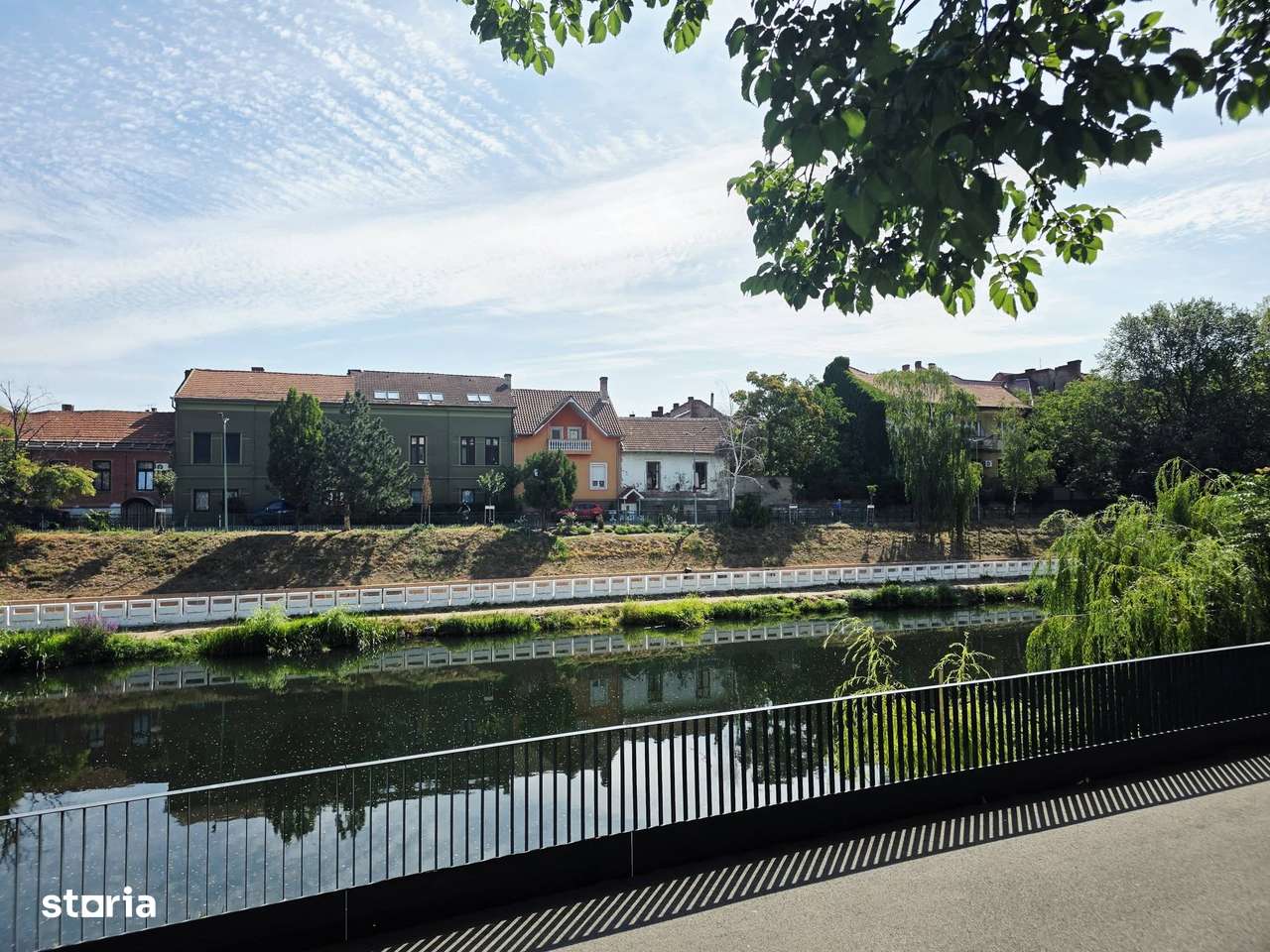 Apartamentul de pe malul Crișului , cu view înspre Palatul Primăriei-13