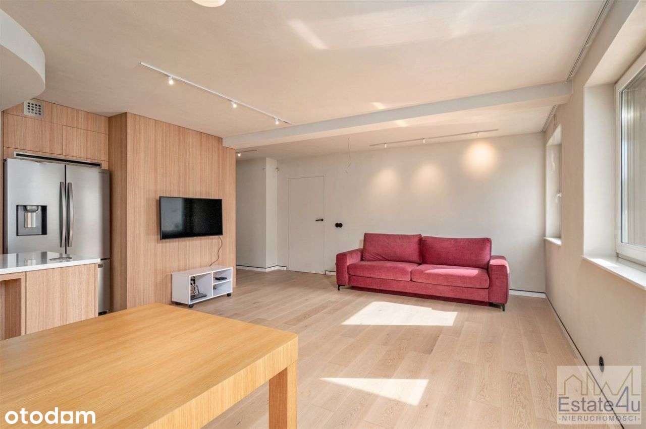 Jak dom, ogród, własny garaż, winda. Przytulne :)-7