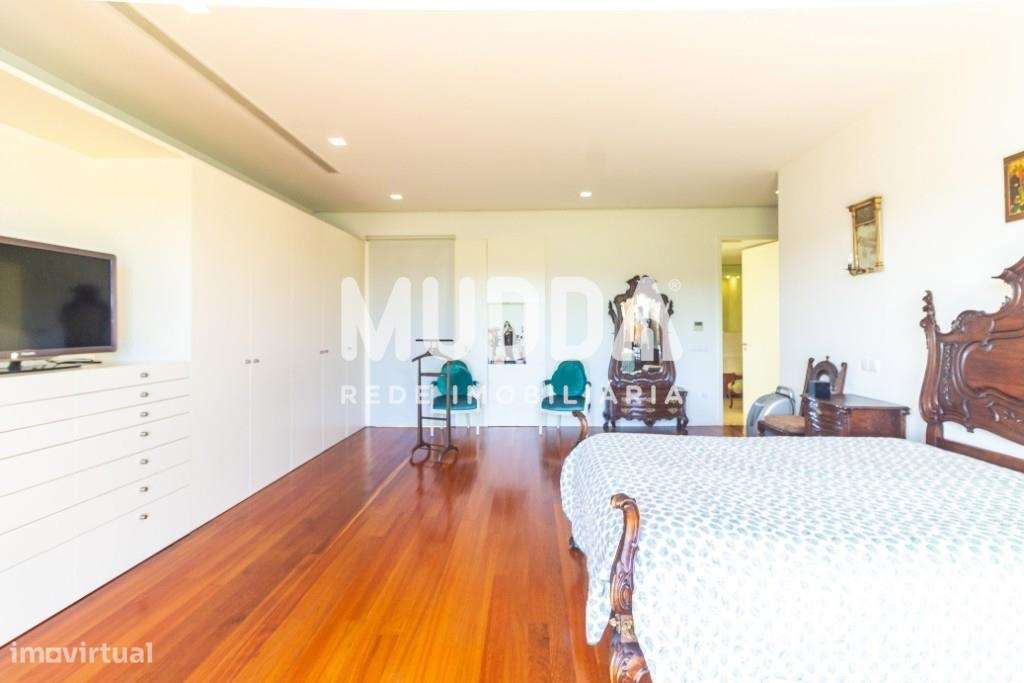 Luxuosa Moradia próxima ao centro de Ovar - Grande imagem: 5/45