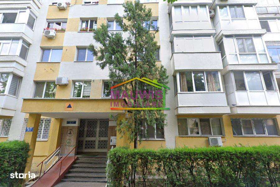 Vatra Luminoasa / langa Parcul Ciurea / et 3 decomandat/-1