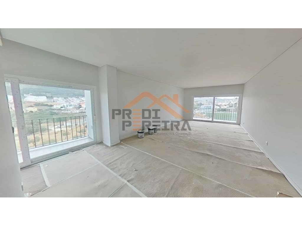 Ultimo T3 , com terraço! - Grande imagem: 2/58