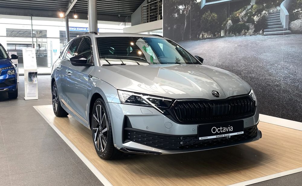 Skoda Octavia IV (2020-) 1.5 TSI mHEV Sportline DSG 2026