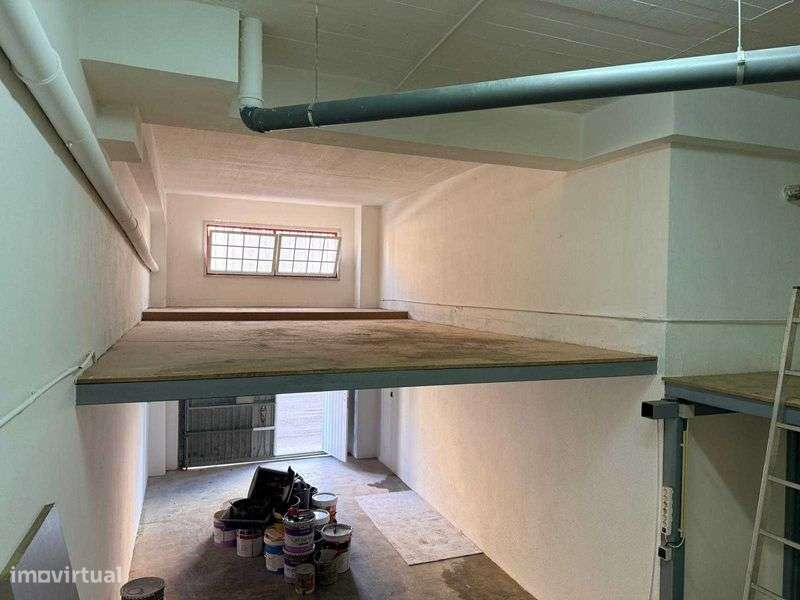 Venda Garagem Rio de Mouro - Grande imagem: 5/6