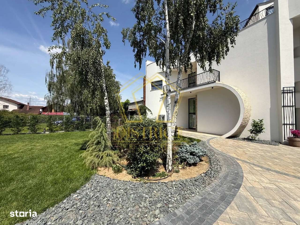 Casa individuală impresionant cu 4 camere si 5 bai | Mosnita Noua - Imagine principală: 4/15