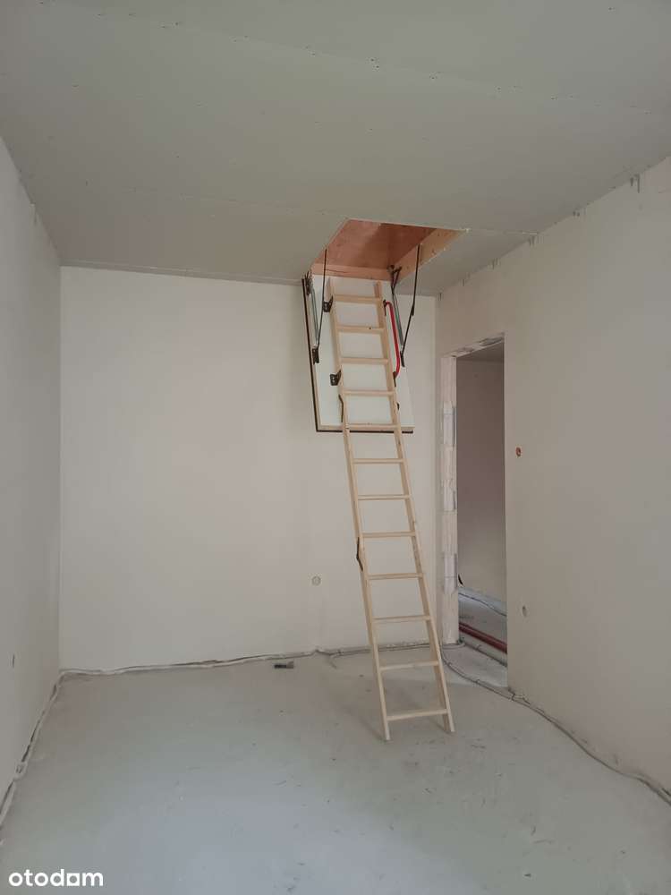 Wyjątkowy segment domu  – idealny dla rodziny, wśród jezior i lasów-8